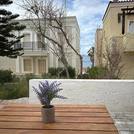 With Yard Near Palekastro Apartment *